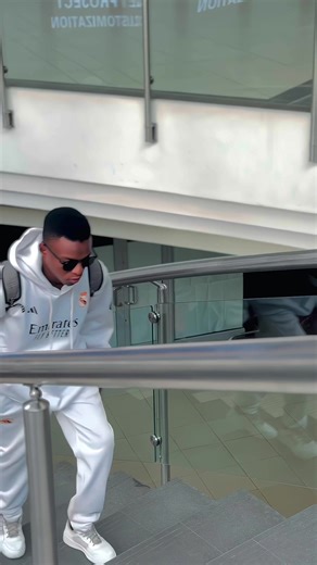 Kylian Mbappe out the stadium after Scoring one goal agains alaves@Álvaro Carreras @Vini Jr. @Real Madrid C.F. #Mbappejr
