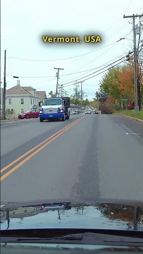 Vermont Fall Colors Under Gray Skies | Middlebury to Bristol Scenic Drive