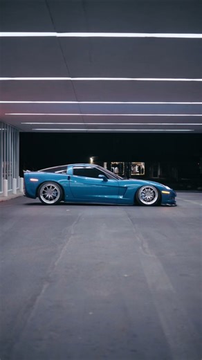 Jetstream blue just looks insane under lighting like this, can't beat it