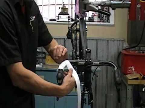 Installation d'une guidoline sur un guidon de vélo de route