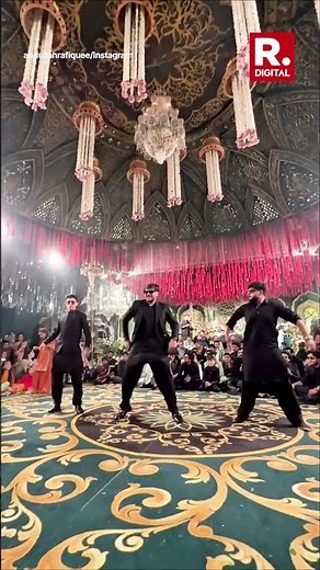 Internet Stunned by Pakistani Wedding's Epic Dance on Dhurandhar Title Track