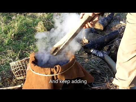 Boiling water with hot stones - the ancient way