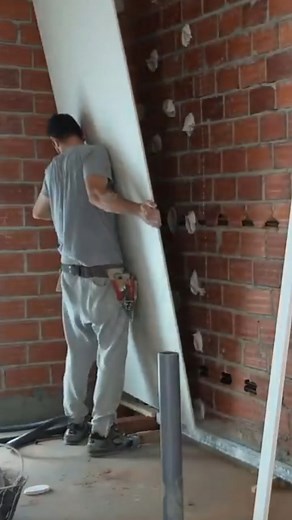 🔥 Reviste tus PAREDES de LADRILLO con DRYWALL PEGADO DIRECTO 😱 ¡Olvídate de la MASA y la PERLITA! Técnica RÁPIDA y LIMPIA 🛠️ #drywall #revestimientos #construccion | The MadMan of Drywall.