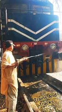 How to wash train engine/ Locomotive with water gun #live washing of Locomotives #washing #shorts