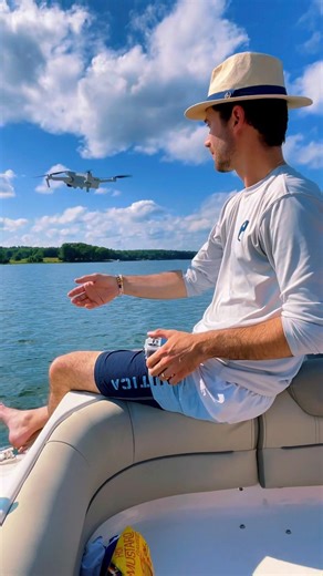 DJI Mini 3 Hand Launch Boat fun #djimini3 #drone #djidrone #dronevideo