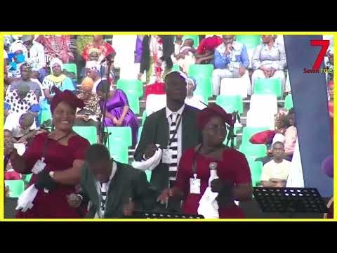 Découvrez des louanges d'Afrique avec le Merveille Groupe