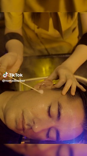 Soft Visual ASMR Ear Clean #visualasmr #unintentionalasmr #relaxing #earclean