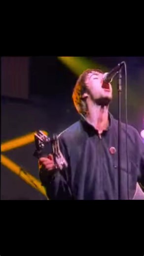 Oasis Live: Married with Children (Southend Cliffs, 1995)