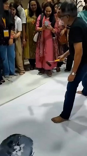 196K views · 2.4K reactions | Famous people #fyp #gold | Maham Fatima | Facebook