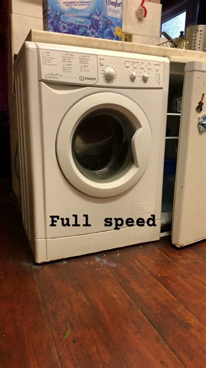 Indesit washing machine full speed spin cycle