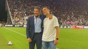 Lionel Scaloni fue a ver a Leo Messi y se reencontró con David Beckham tras una recordada pelea