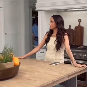 #MeghanMarkle shared a short but sweet behind-the-scenes glimpse into her upcoming Netflix show, With Love, Meghan 📷: Meghan | HELLO! Canada