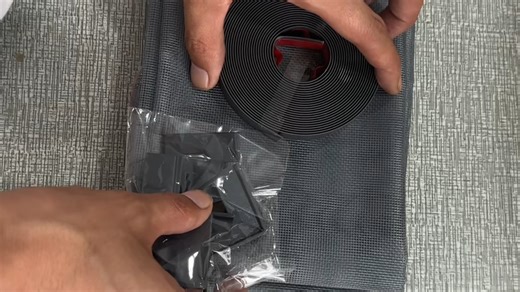 磁吸纱窗安装 小窗口使用说明