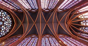 L'histoire mouvementée de la Sainte-Chapelle de Paris