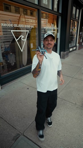 Your lifeline on set. Designed with Brady Bessette, CineJaws deliver uncompromising clamping power, versatility, and safety for every rigging challenge. | Kondor Blue