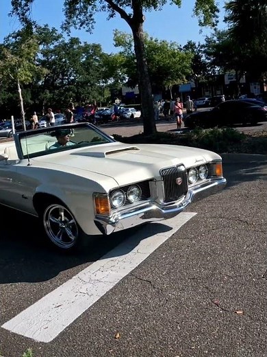 Top Down!...Let's Go! 1971 Mercury XR7 Cougar Convertible #mercurycougar #convertiblecar #topdown
