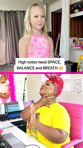 Do You Lift Your Neck When Singing HIGH NOTES??! Watch THIS!!😲🚫🎶 Join today at cherylportermethod.com | Cheryl Porter Vocal Coach