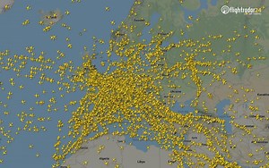 7.5K views · 314 reactions | Air traffic over Europe in 2020 on the 3rd Monday of the month at 15:00 UTC. Live traffic: https://www.flightradar24.com/50.12,17.1/4 20 Jan: 4,221 17 Feb: 4,154 16 Mar: 3,247 20 Apr: 752 18 May: 1,115 15 Jun: 1,530 | Flightradar24.com | Facebook