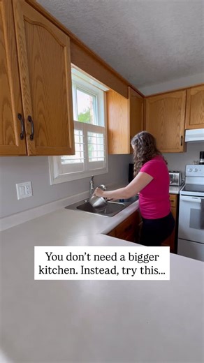 Casey Jones | Decluttering + Organization on Instagram: "Instead, try this… Clear your countertops. Because when your counters are covered, your brain feels covered too. Every appliance, pile, and random item adds to the mental noise, even if you don’t realize it. Clear counters create instant calm. They make your kitchen easier to clean, easier to use, and easier to breathe in - without changing the size of the space. ✨ If you’re ready to simplify your home and reduce the constant overwhelm, co