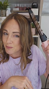 🌸 HOW TO USE the Le Pirouette Titanium Rotating Curling Iron from L'ange. Designed to make curling hair FAST and EASY! Simply PUSH A BUTTON for effortless full body curls, it does all the work for you! --> http://t.langehair.com/SHHxy ad | A Thrifty Mom