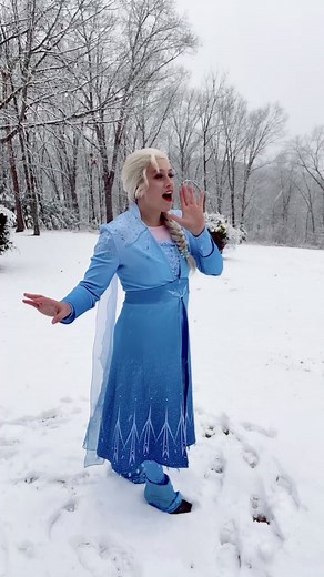 What’s your favorite Frozen or Frozen 2 song? #siren #elsa #winter #snow #enchantedforest #fifthspirit #icepowers