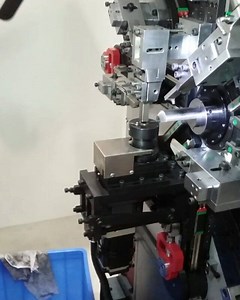 The KCT-1245WZ (1.2 - 4.5mm wire size) Camless CNC Spring Former: In video : Making , shaping and bending wire into a star shaped flower. Versatile Spring Rotating Forming Machine featuring: ✔Maximum of 13 axes ✔All axes work independently ✔Windows 7 operating system ✔Touch screen interface ✔Remote monitoring ✔USB Port ✔Optional servo spinner ✔Optional hydraulic cutter www.transworldengineering.co.uk/machinery #wireformingmachine #wireforming #engineeringlife #wire2018 #cncmachining #camless #cn