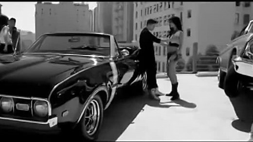 Selena Gomez - Rule The World (Official Music Video)