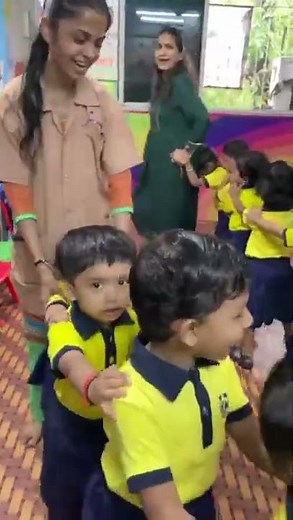 How to teach Engine engine number nine poem to Play group and Nursery Kids.