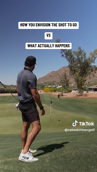 How to Chip a Golf Ball Like a Pro