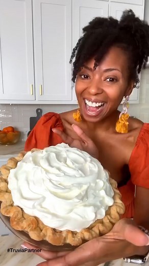 Caramel Pie with Truvia📌Full recipe in the first comment⤵ | Grandbaby Cakes by Jocelyn Delk Adams