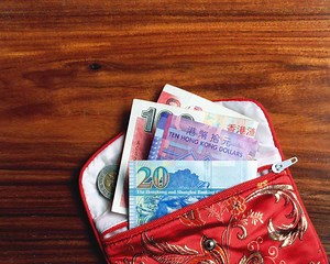 A Guide to Tipping in Hong Kong