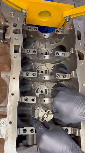 ‏Assembling a 4.4 8V Diesel Engine for a Range Rover (Part 1) #KasemAutoservice #range #rover #crank #engine #car #new | KasemAutoservice