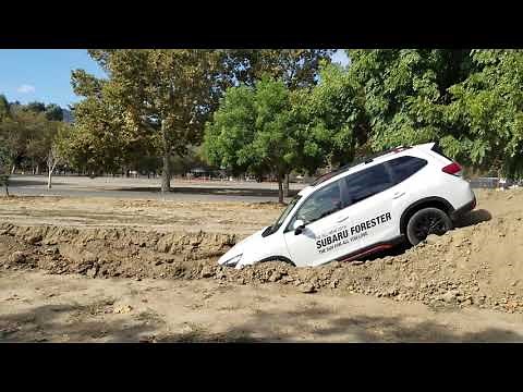 2019 Subaru Forester Snow Dirt X-mode demonstration