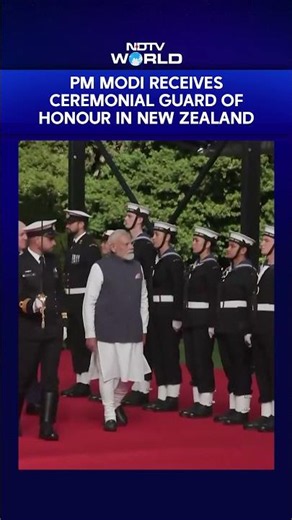 PM Modi Receives Guard Of Honour In Auckland, New Zealand