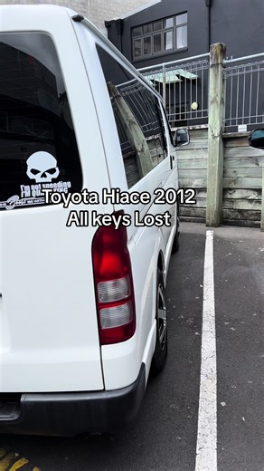 #toyota#hiace#allkeyslost#lostkey z#auckland#newzealand🇳🇿#tranponder#programming#locksmith#locksmithsolution#locksmithguy#lostcarkey