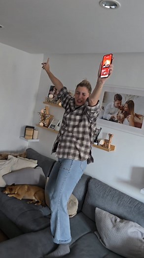 17K views · 18 reactions | Chcete se 100% dostat na ty, které milujete ❤️ S aplikaci Moje O2 si můžete koupit lístky dřív než ostatní  @martinapartlova @rybicky48 @pekar87 @jakub_dekys_dekan @jelenmusic už se nemůžeme dočkat ✨ @o2_cz #spoluprace | Petr Říbal | Facebook