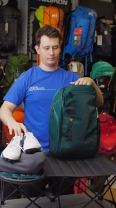 WILSON Blade V9 Super Tour Tennis Racket Bags - Green/Black