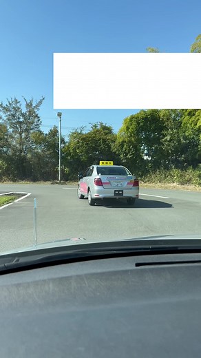 【運転日和】やってませんか？やってる人、多いです！#車校 #運転 #指示器 #ブレーキ #車間距離 #危険 #事故 #初心者#トラブル #合図