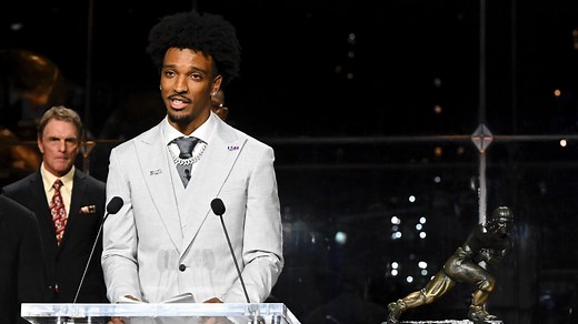 Jayden Daniels wins 2023 Heisman Trophy