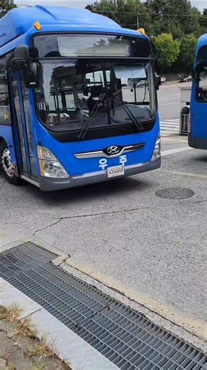 (지인제공)대구 우주교통 3187호 현대 뉴슈퍼에어로시티 F/L 개선형 CNG 저상 26년식 우주교통 관음동 공영차고지 신차탁송 진입