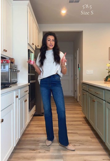 Comfortable Stretchy Pull-On Jeans from Good American