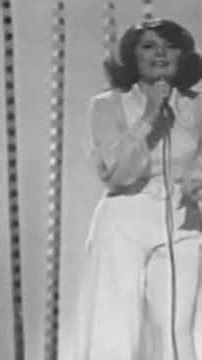 Sandie Shaw - Puppet On A String 1967