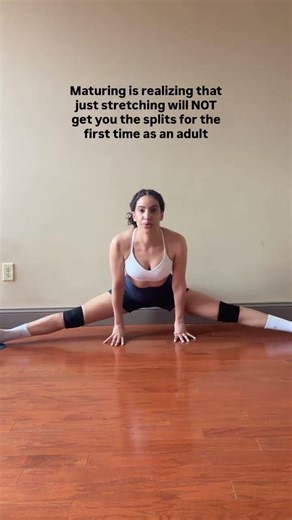 🤦🏽‍♀️ WHY STRETCHING WON’T HELP YOU GET THE SPLITS ❌👇🏽 As a certified flexibility instructor, I