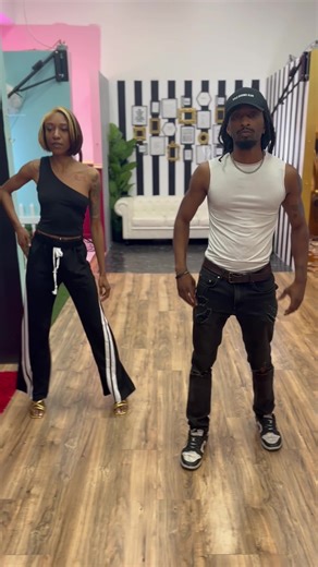 • bts runway training 🥰‼️ #bts #fypシ゚viral #runwaytraining #modelsontherunway