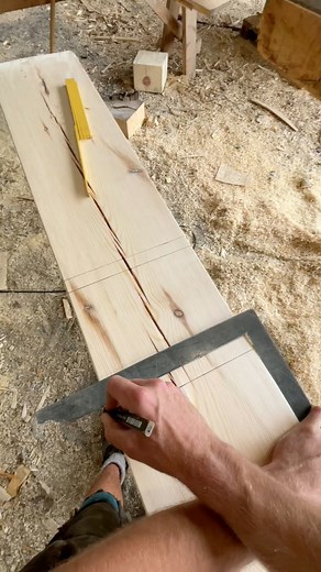 72K views · 436 reactions | Timber frame joints - point of view 望 #timber #build #chainsaw #woodworking #reels | Fjeld & Fragått | Facebook