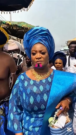 SAS Textiles (Laces & Asoebi) on Instagram: "Congratulations to the New White Cap Chief, Adebola Olalekan Dosunmu (Olorogun Adodo of Lagos)! A momentous occasion indeed! We are thrilled to celebrate your achievement. @olori_akinsiku_of_lagos shines in our exquisite Swiss Guippure lace with a matching JS Damask head tie from @sastextiles | @sastextilesbackuppage 💜💜 Wishing the newly installed White Cap Chief wisdom, and guidance as you embark on this new journey. May your reign bring prosperity