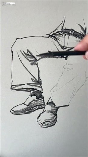 Draw Realistic Legs in 20 Seconds: Charcoal Sketching Trick ✍️