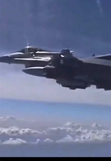 We ALL were doing the Macarena unaware of its peakness, #desertstorm | macarena dance