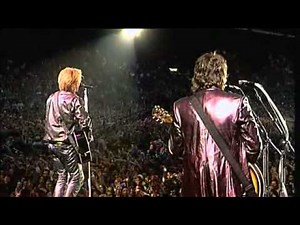 Bon Jovi - Captain crash & the beauty queen from mars - live from Switzerland 2000