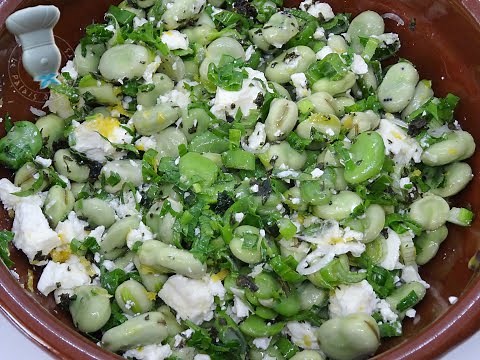 Recette de salade de fèves, herbes fraîches et Féta